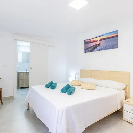 Costeres Hotel